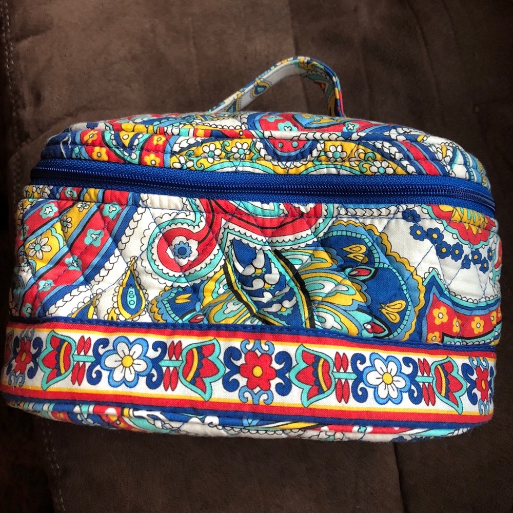 Vera Bradley make up bag never used!
